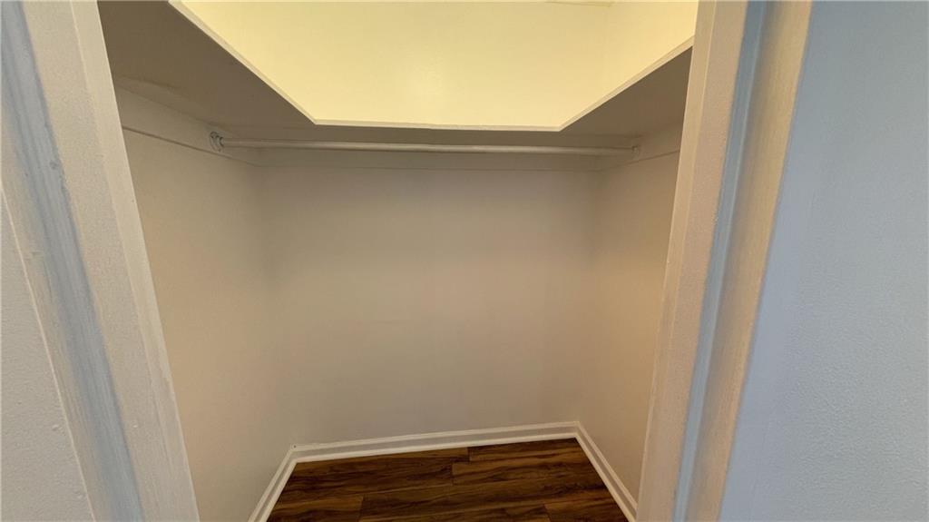 Residences On Hollywood B - Residential Lease