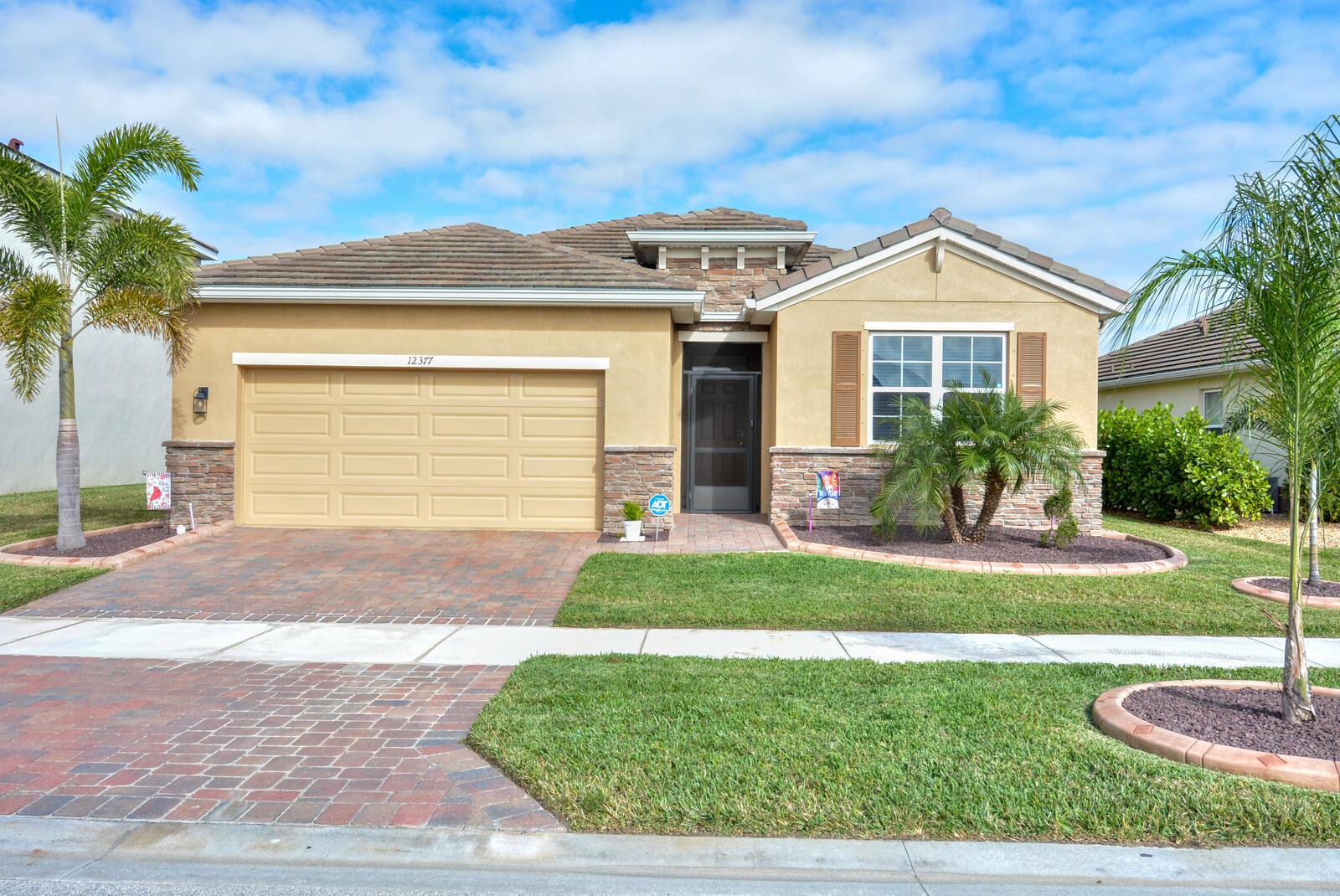 TRADITION PLAT NO 20 - TH - Residential