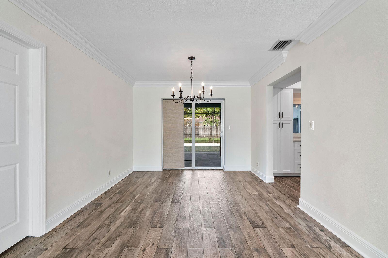 ROYAL PALM ESTATES SEC 4 - Residential