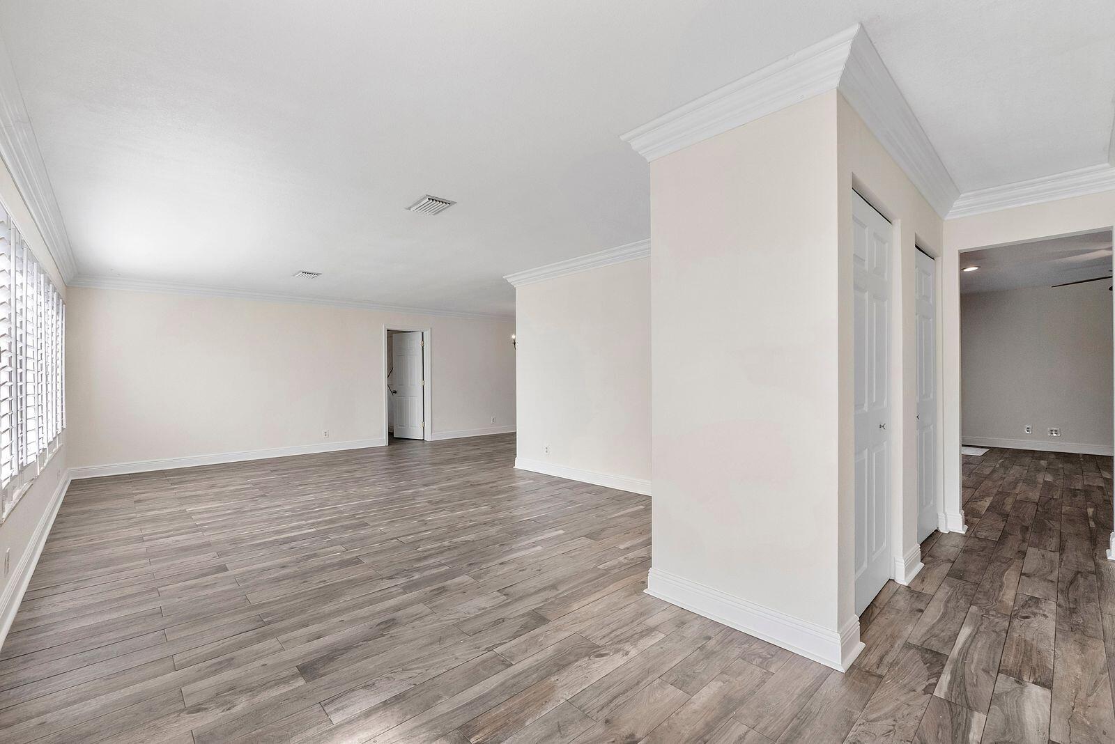 ROYAL PALM ESTATES SEC 4 - Residential