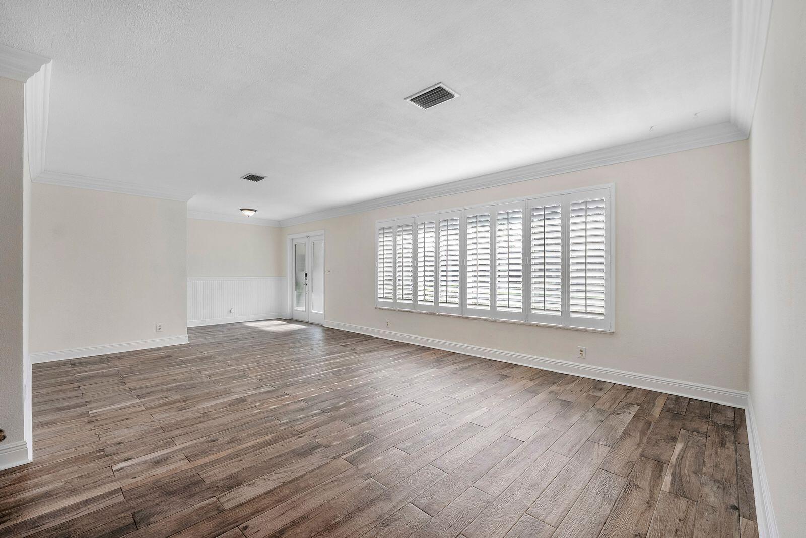 ROYAL PALM ESTATES SEC 4 - Residential