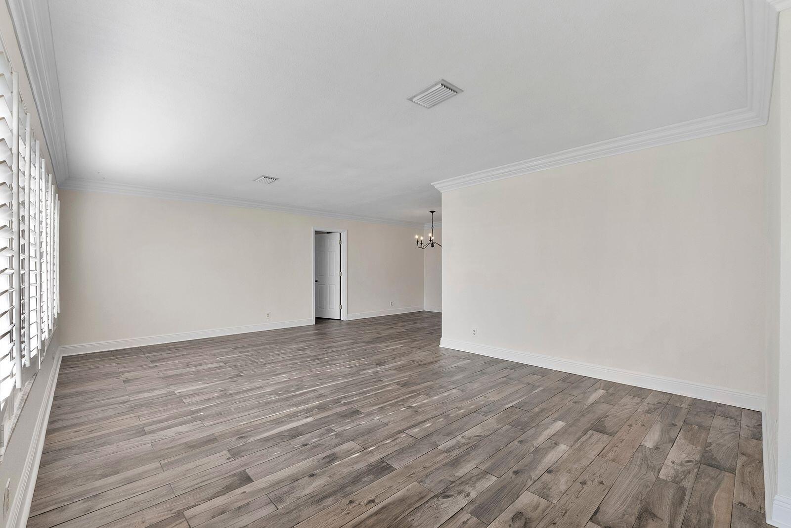 ROYAL PALM ESTATES SEC 4 - Residential