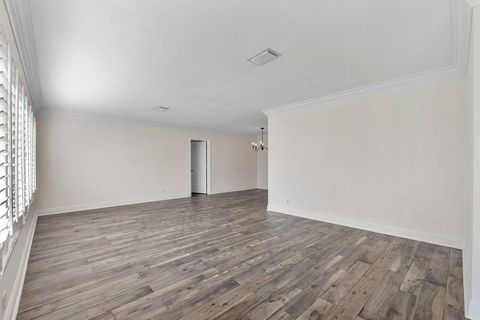 Tiny photo for 7307 SW 9th Court, Plantation, FL 33317 (MLS # B26018715)
