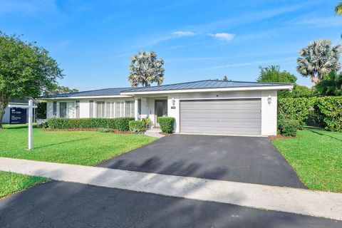 Photo of 7307 SW 9th Court, Plantation, FL 33317 (MLS # B26018715)