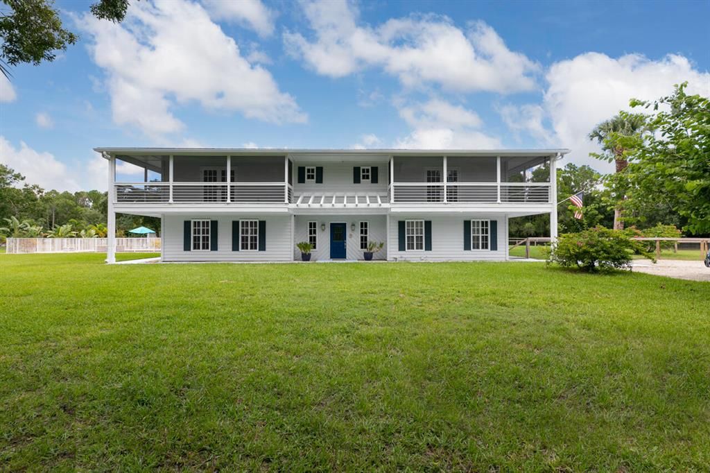 Photo of 6237 SW Moore Street, Palm City, FL 34990 (MLS # R10737555)
