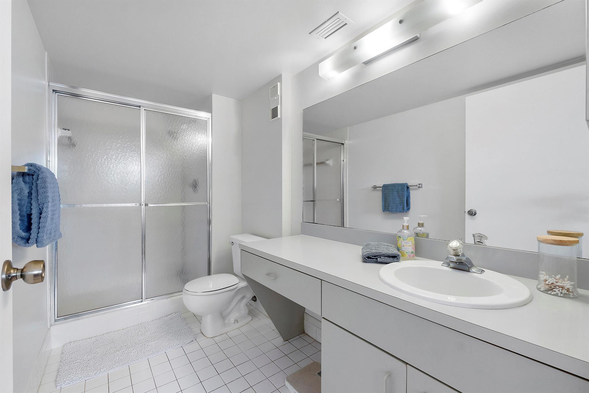 CYPRESS BEND CONDOMINIUM - Residential