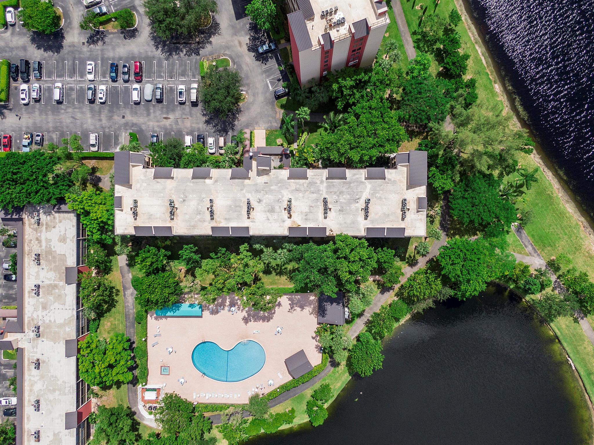 CYPRESS BEND CONDOMINIUM - Residential