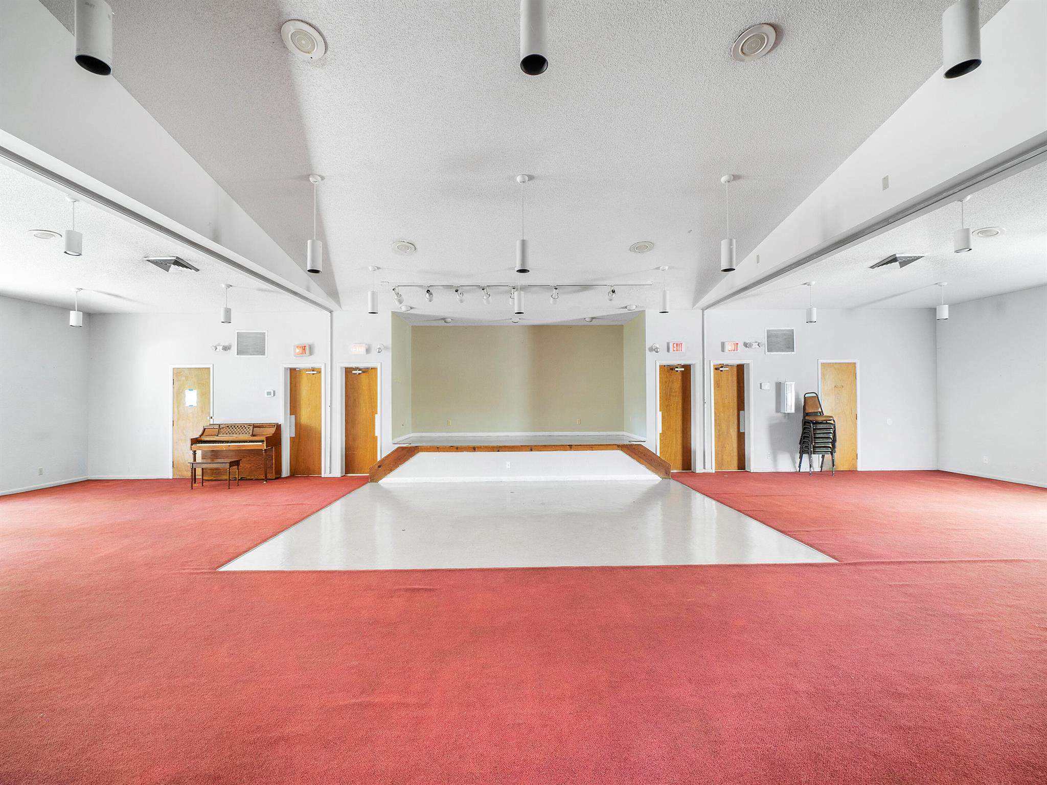 CYPRESS BEND CONDOMINIUM - Residential