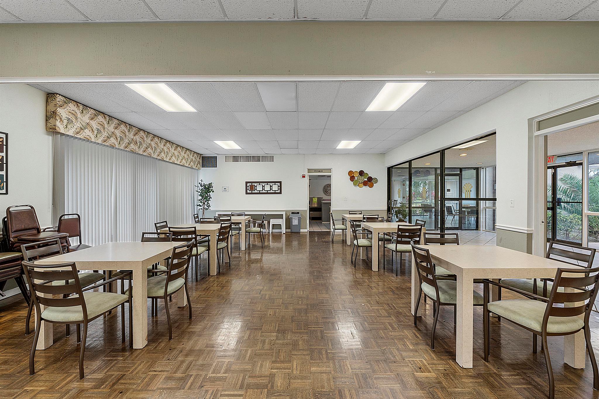 CYPRESS BEND CONDOMINIUM - Residential