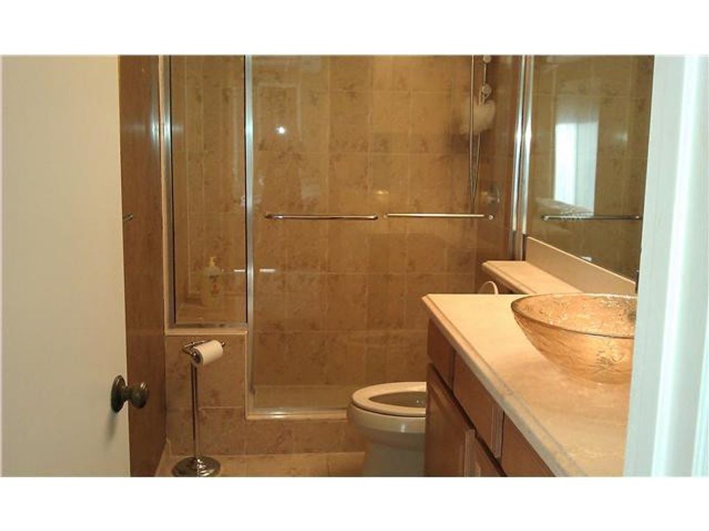 Photo of 114 Buttonwood Lane #114, Boynton Beach, FL 33436 (MLS # B26021280)