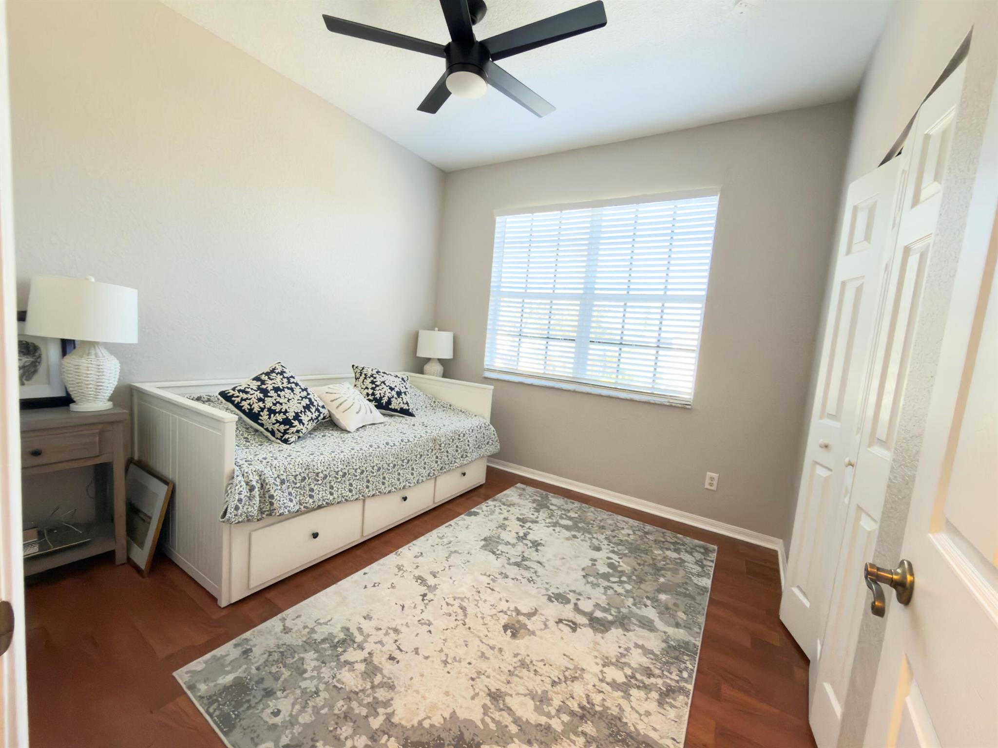 Lexington Lakes - Residential