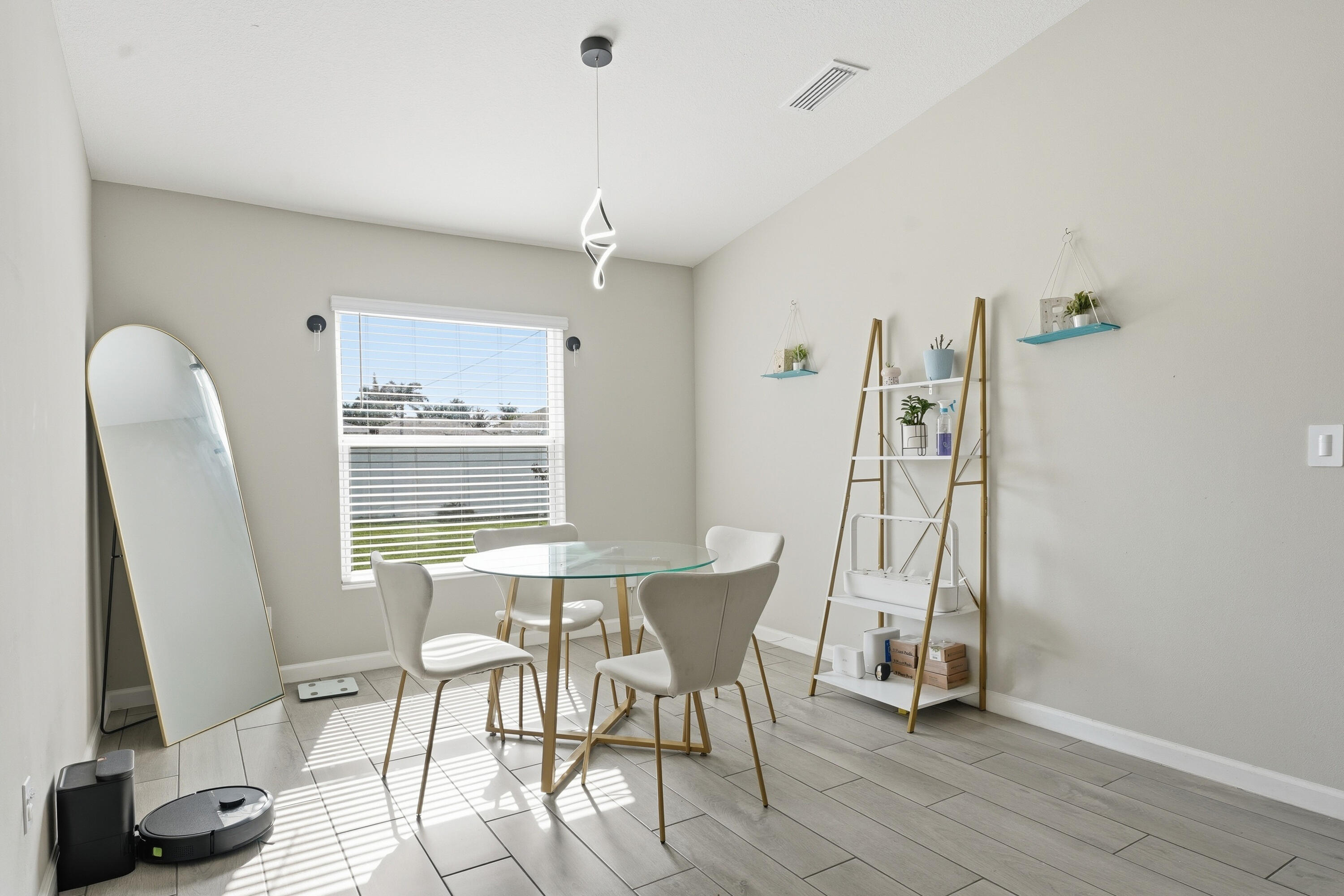 PORT ST LUCIE SECTION 8 - Residential