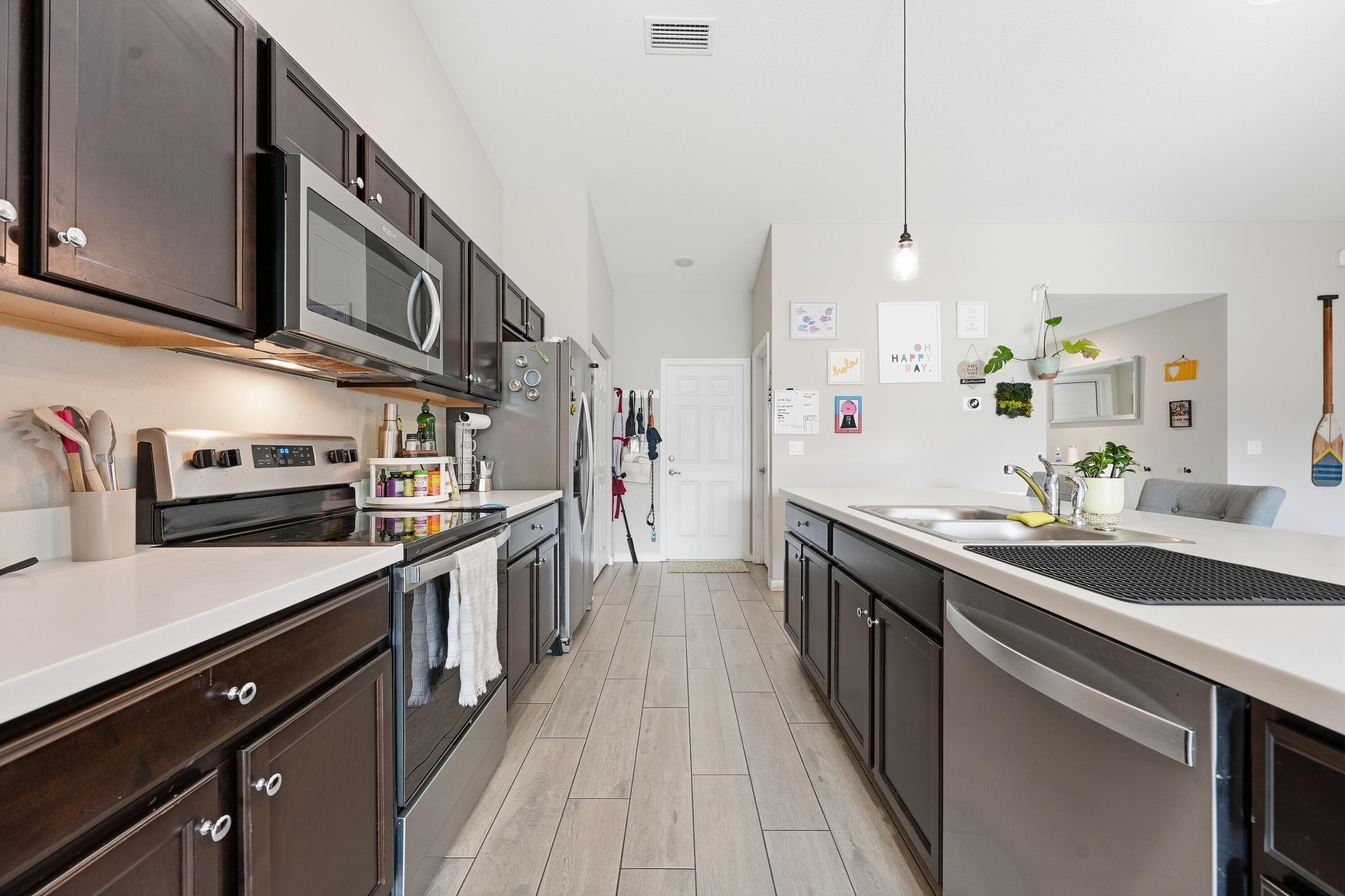 PORT ST LUCIE SECTION 8 - Residential