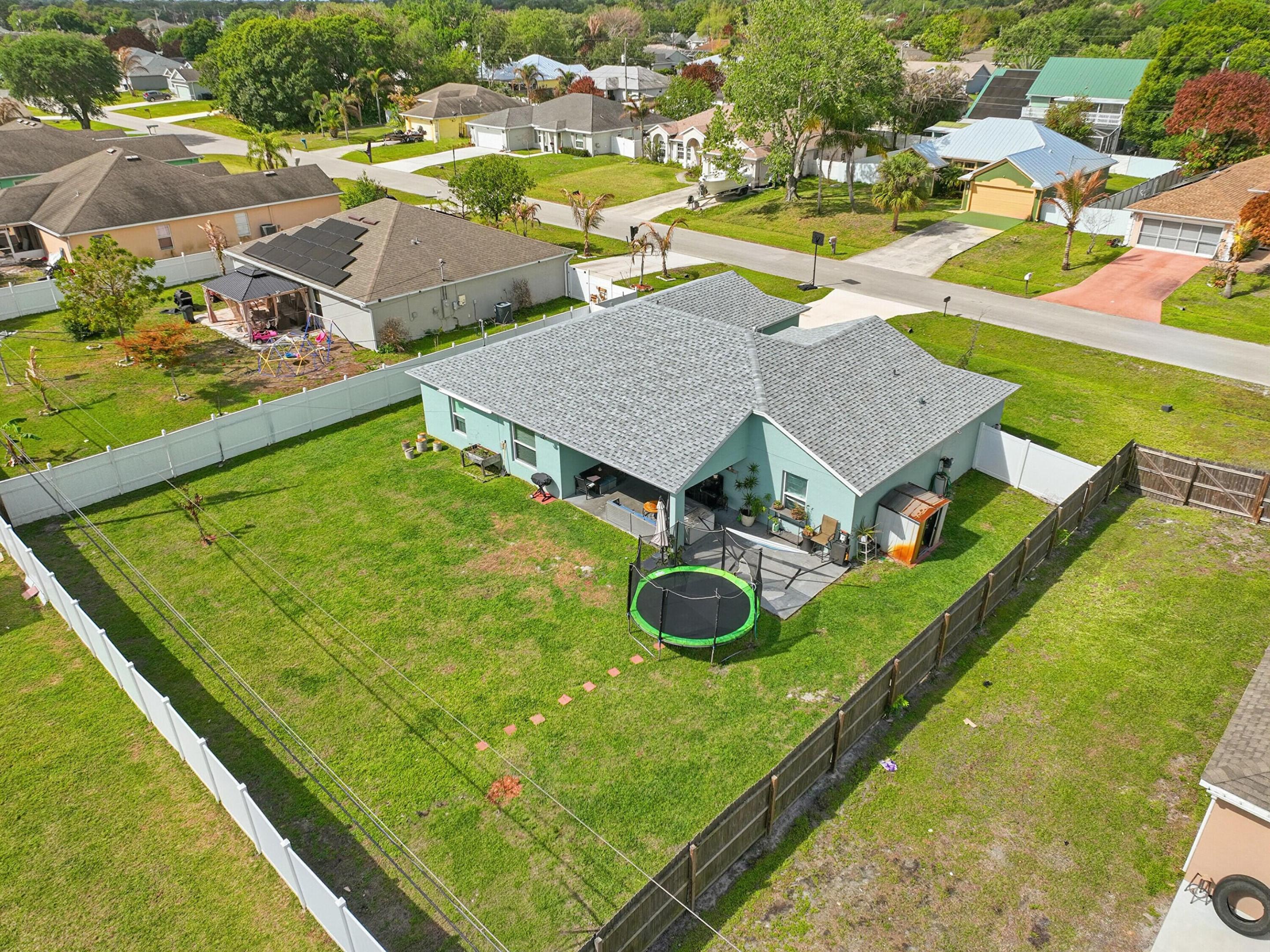 PORT ST LUCIE SECTION 8 - Residential