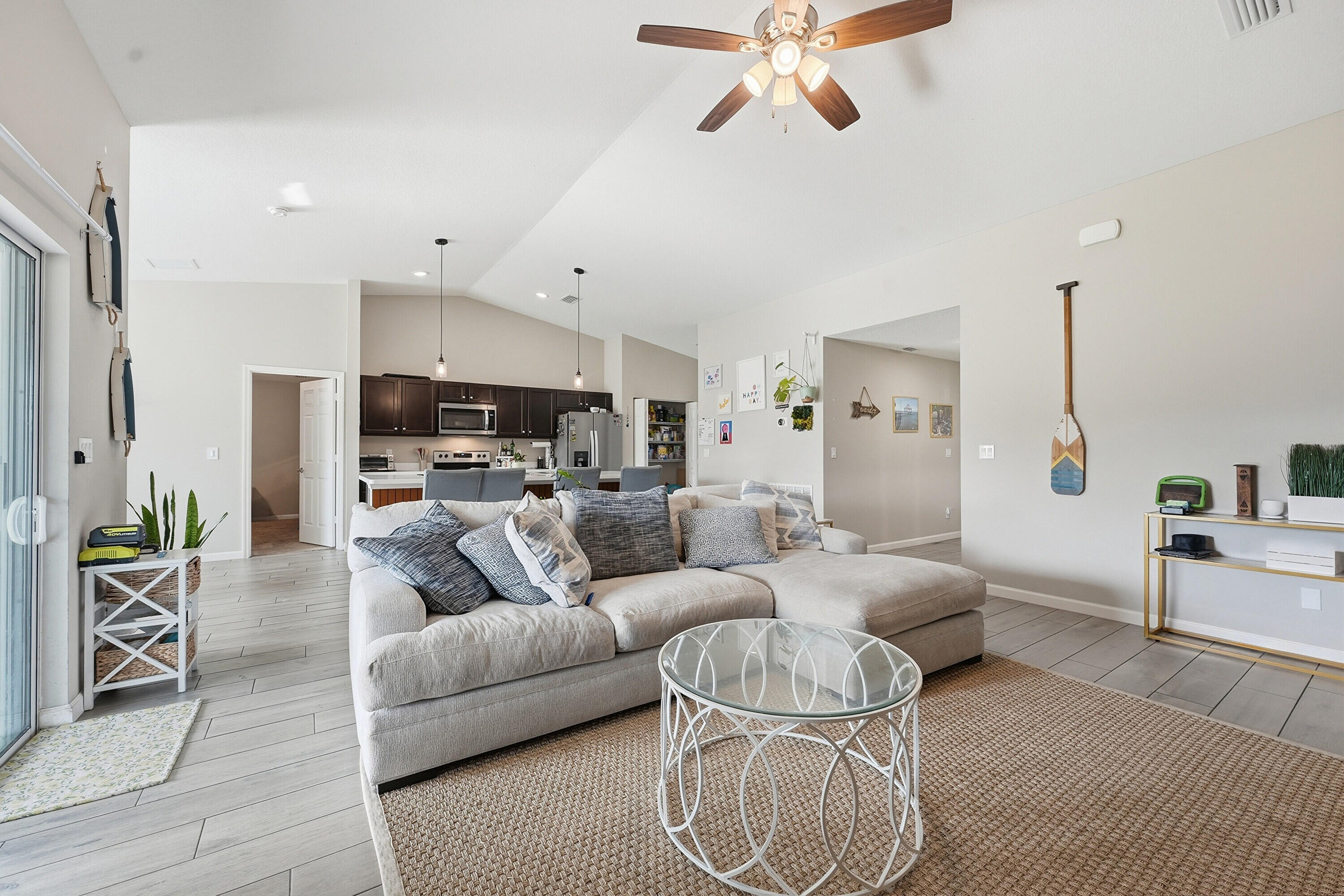 PORT ST LUCIE SECTION 8 - Residential