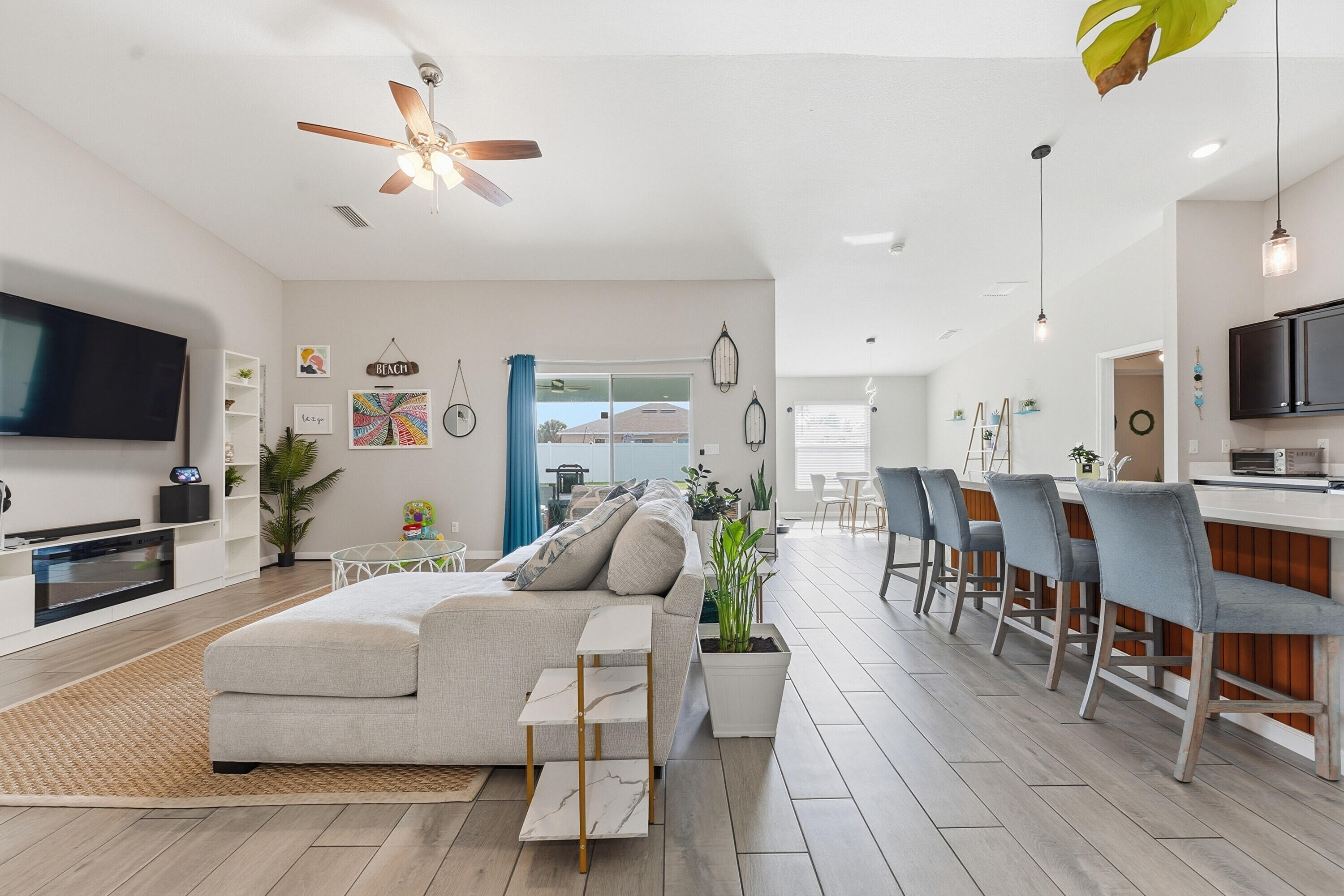 PORT ST LUCIE SECTION 8 - Residential