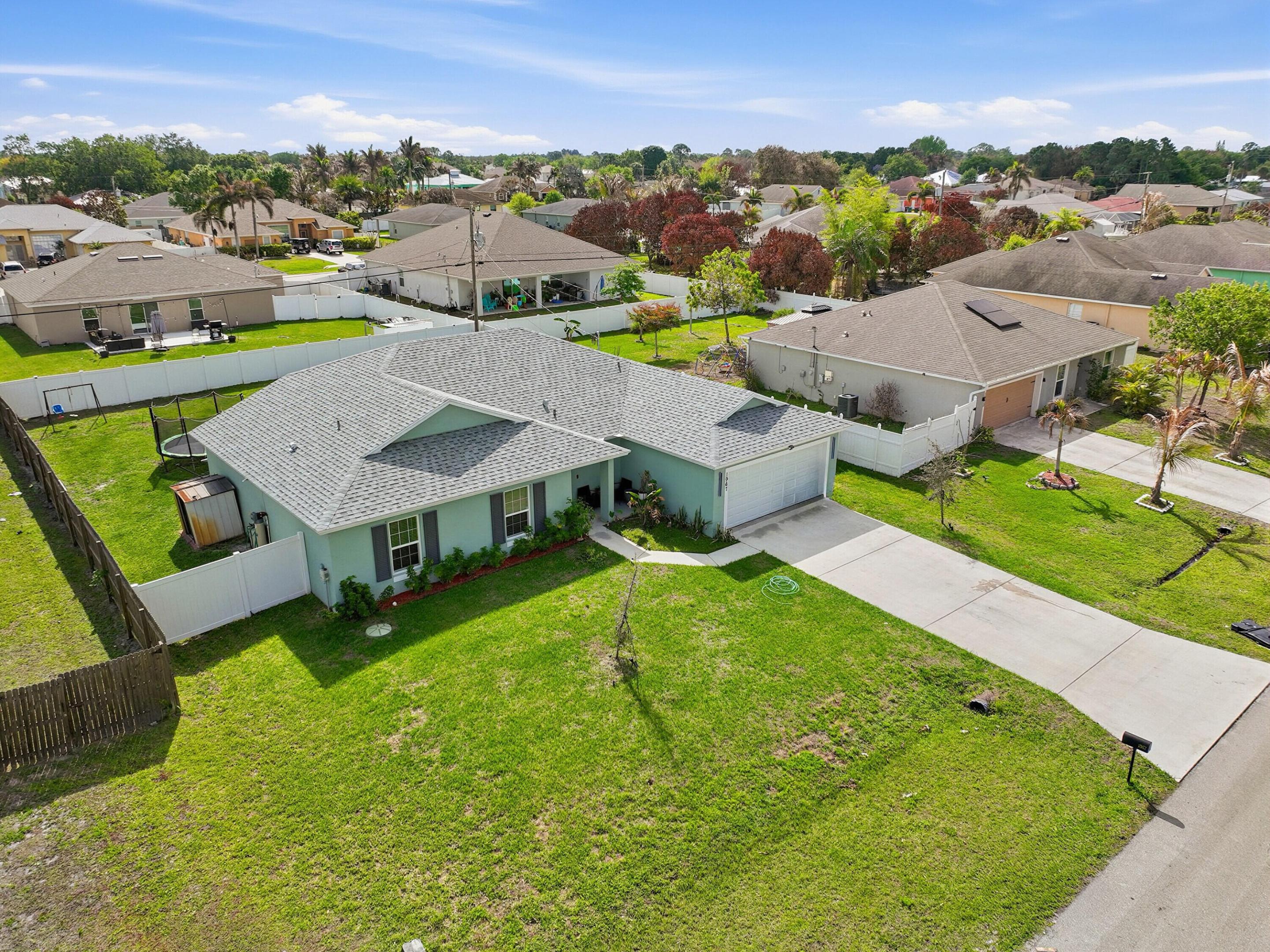 PORT ST LUCIE SECTION 8 - Residential