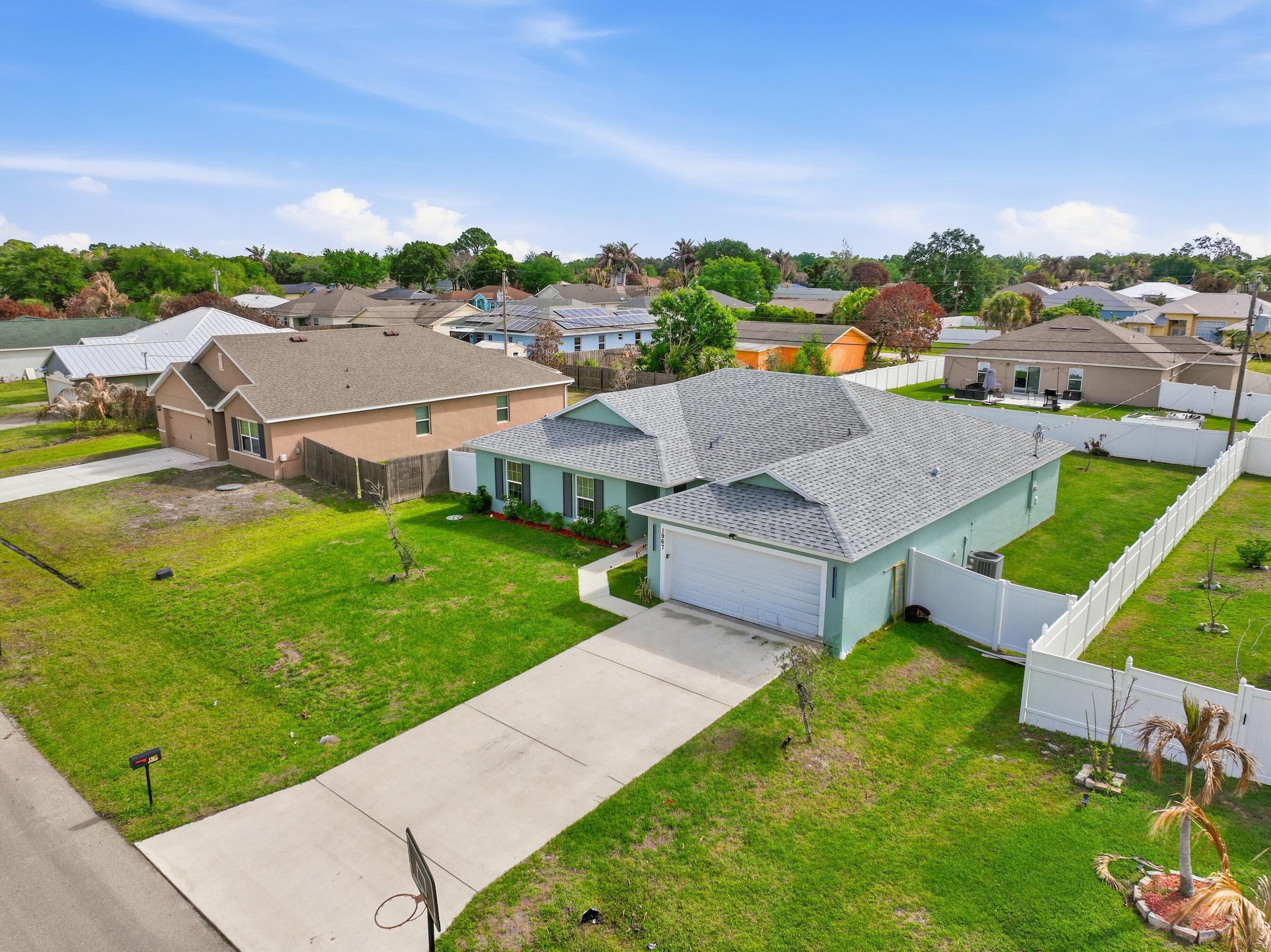 PORT ST LUCIE SECTION 8 - Residential