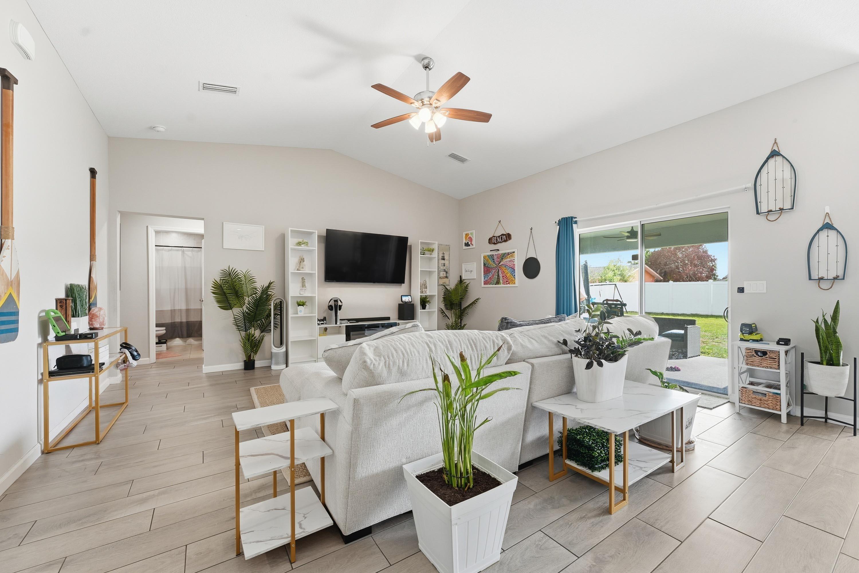 PORT ST LUCIE SECTION 8 - Residential