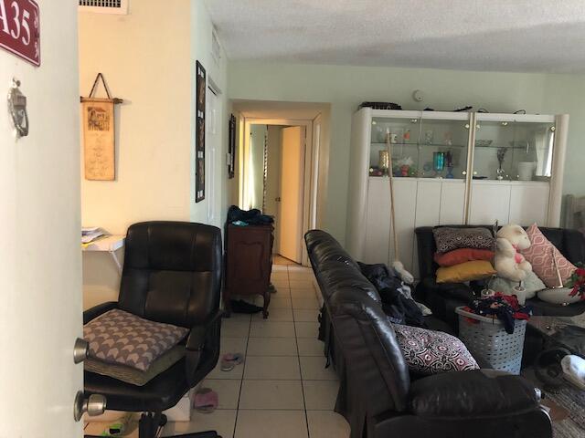 CROSS CREEK - Residential