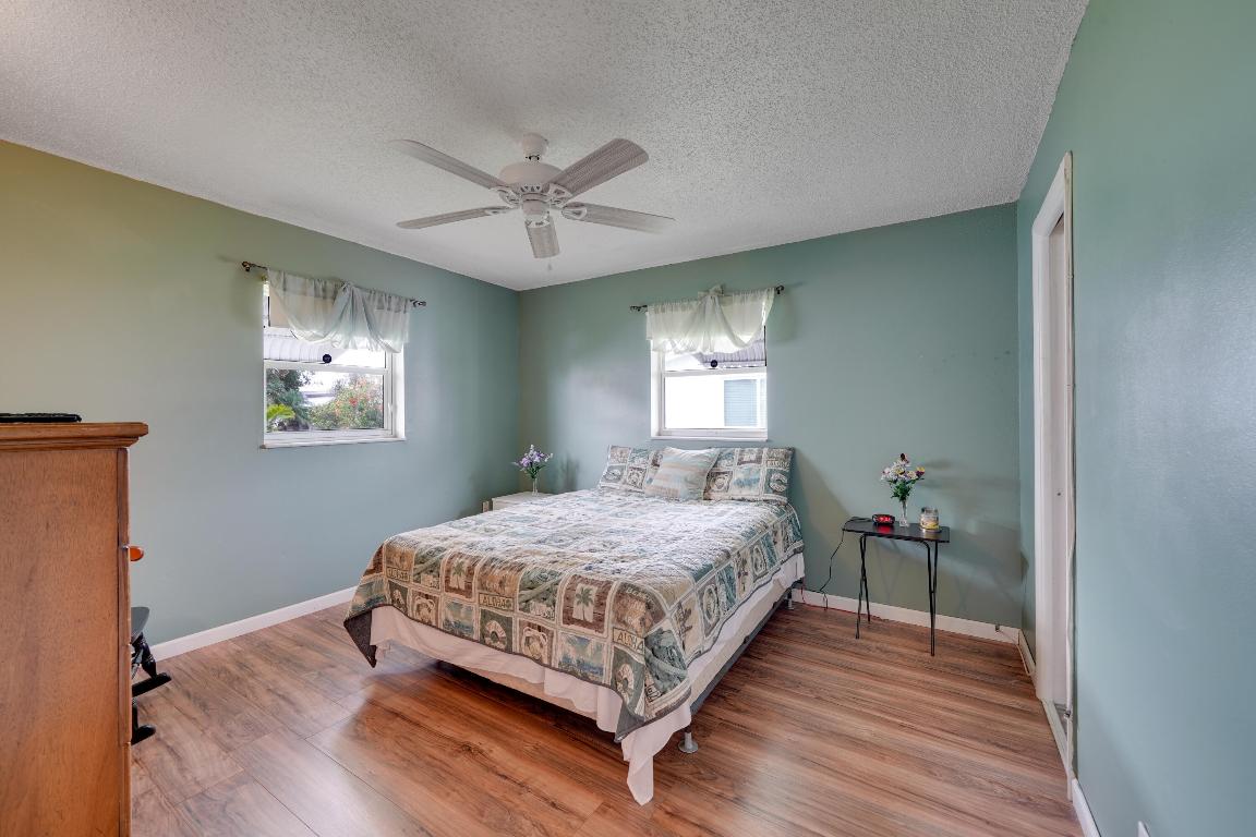 PALM BEACH LEISUREVILLE SEC 2 - Residential