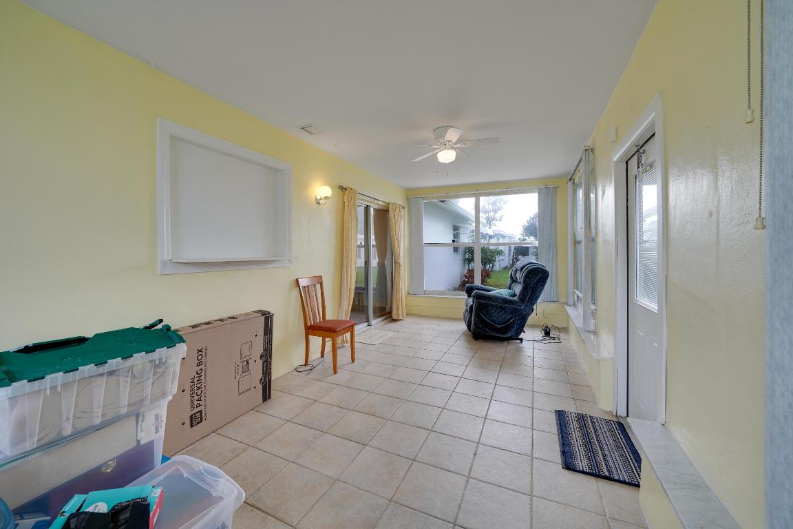 PALM BEACH LEISUREVILLE SEC 2 - Residential