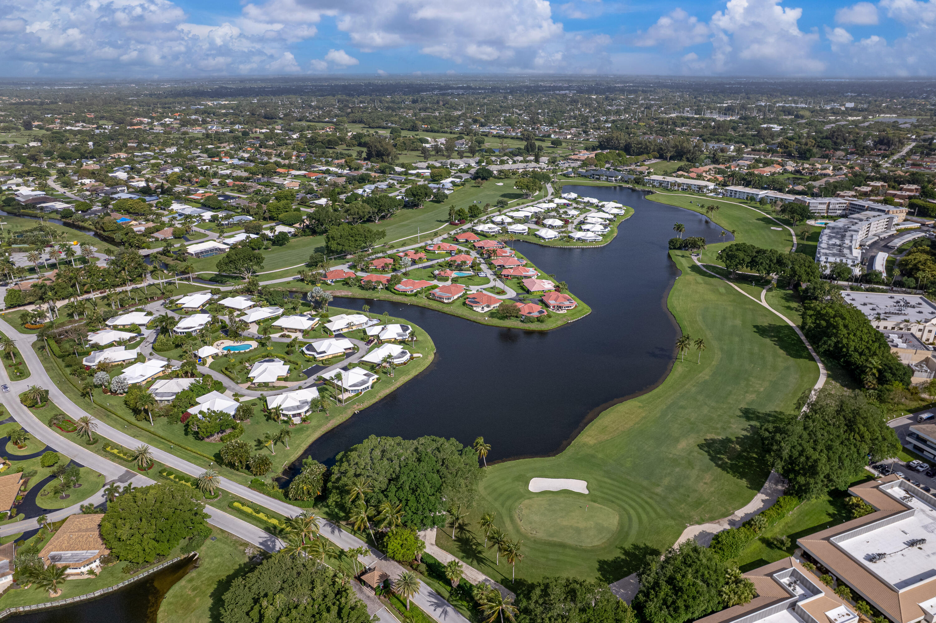 ATLANTIS REGENCY CONDO - Residential