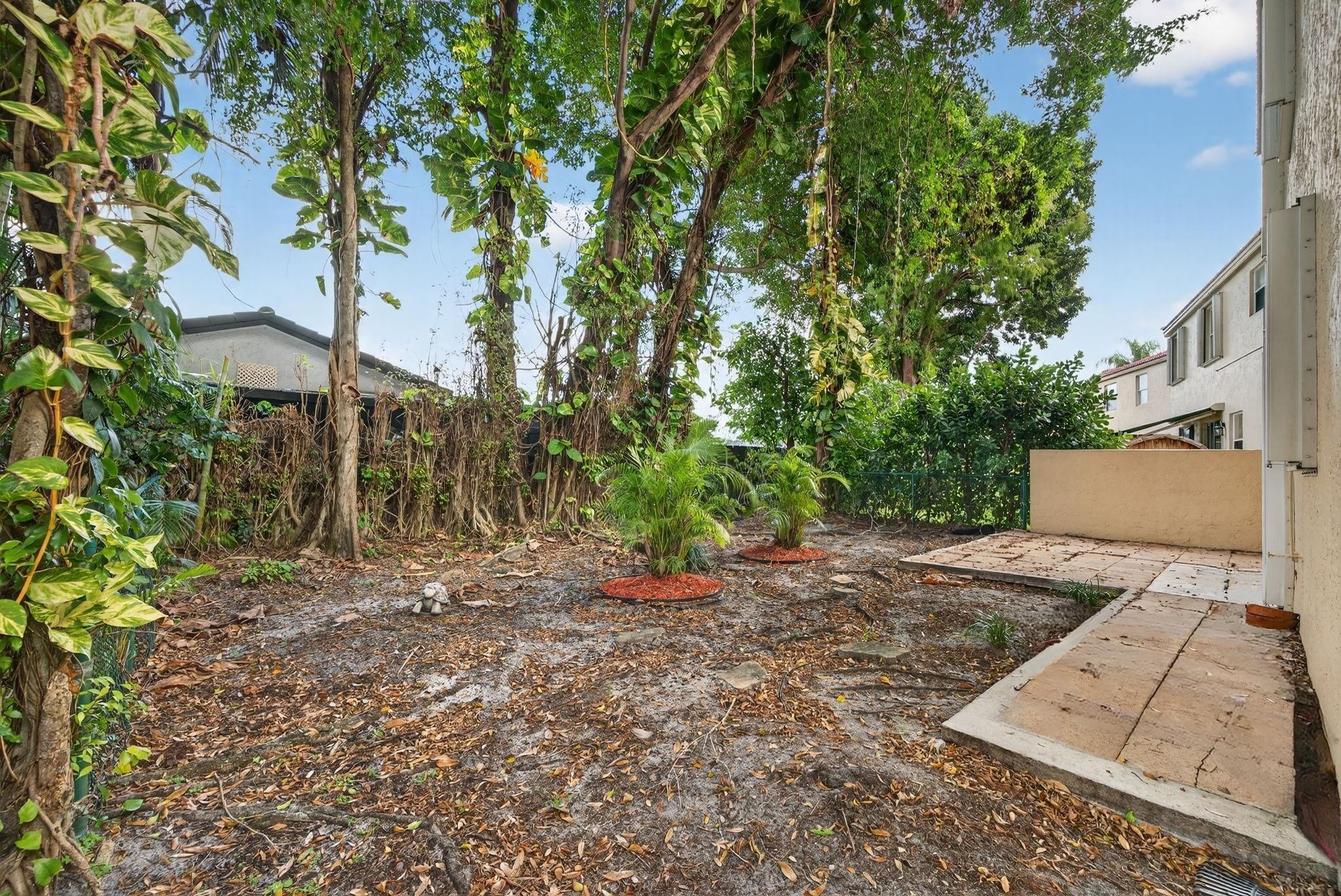 GOVERNORS WALK - Residential