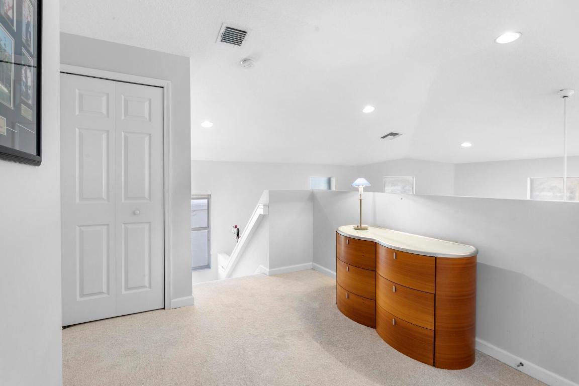 Ibis-Larkspur Landing - Residential