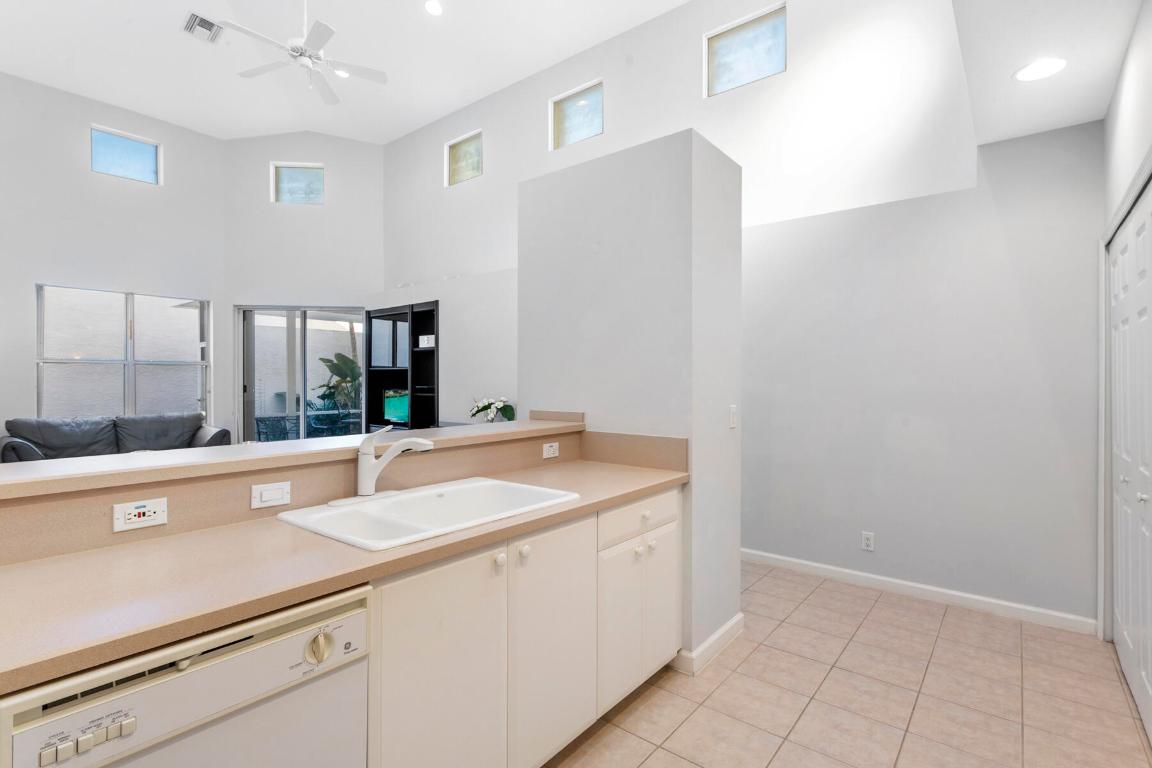 Ibis-Larkspur Landing - Residential