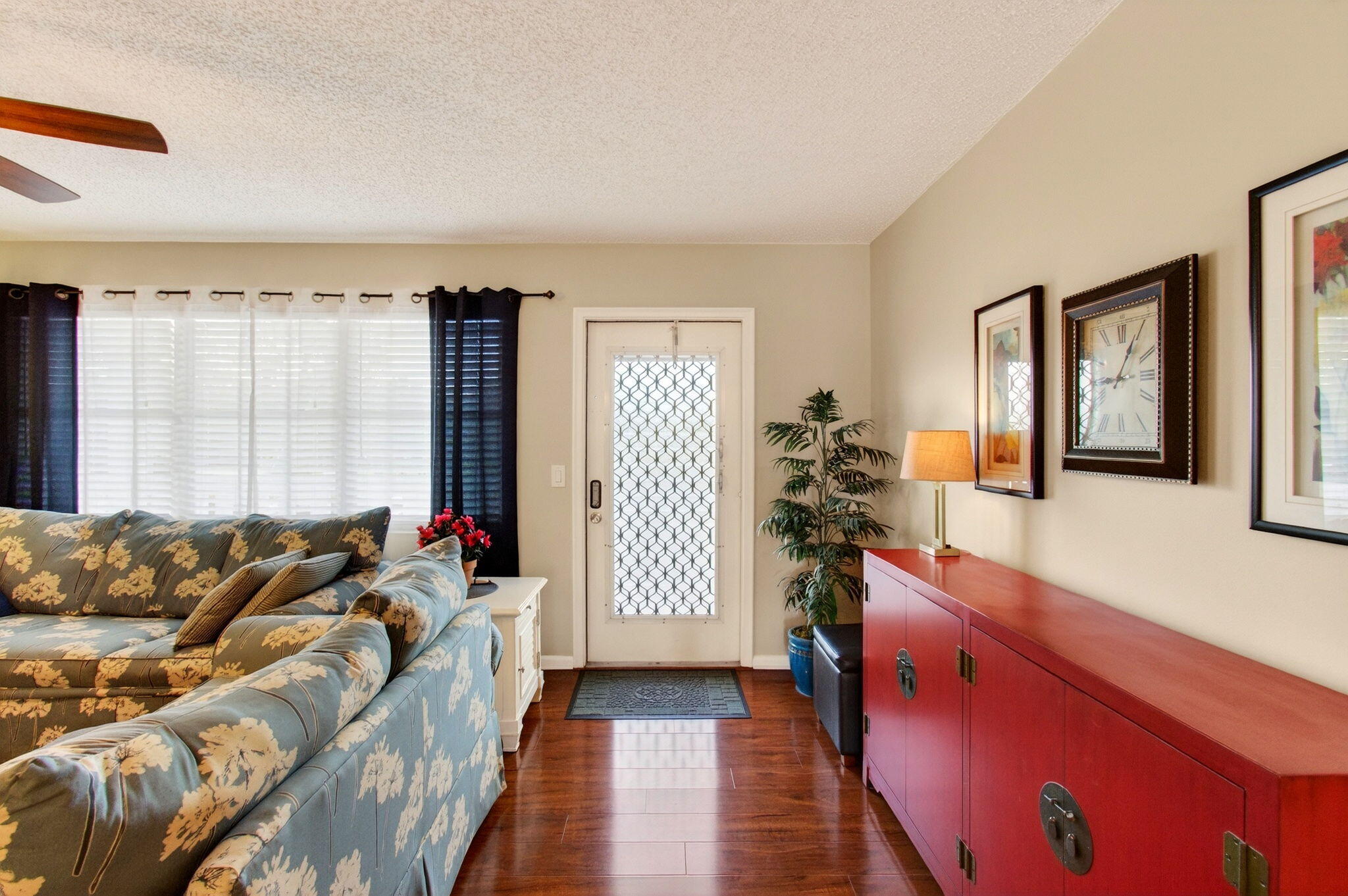 CAMBRIDGE D CONDO - Residential