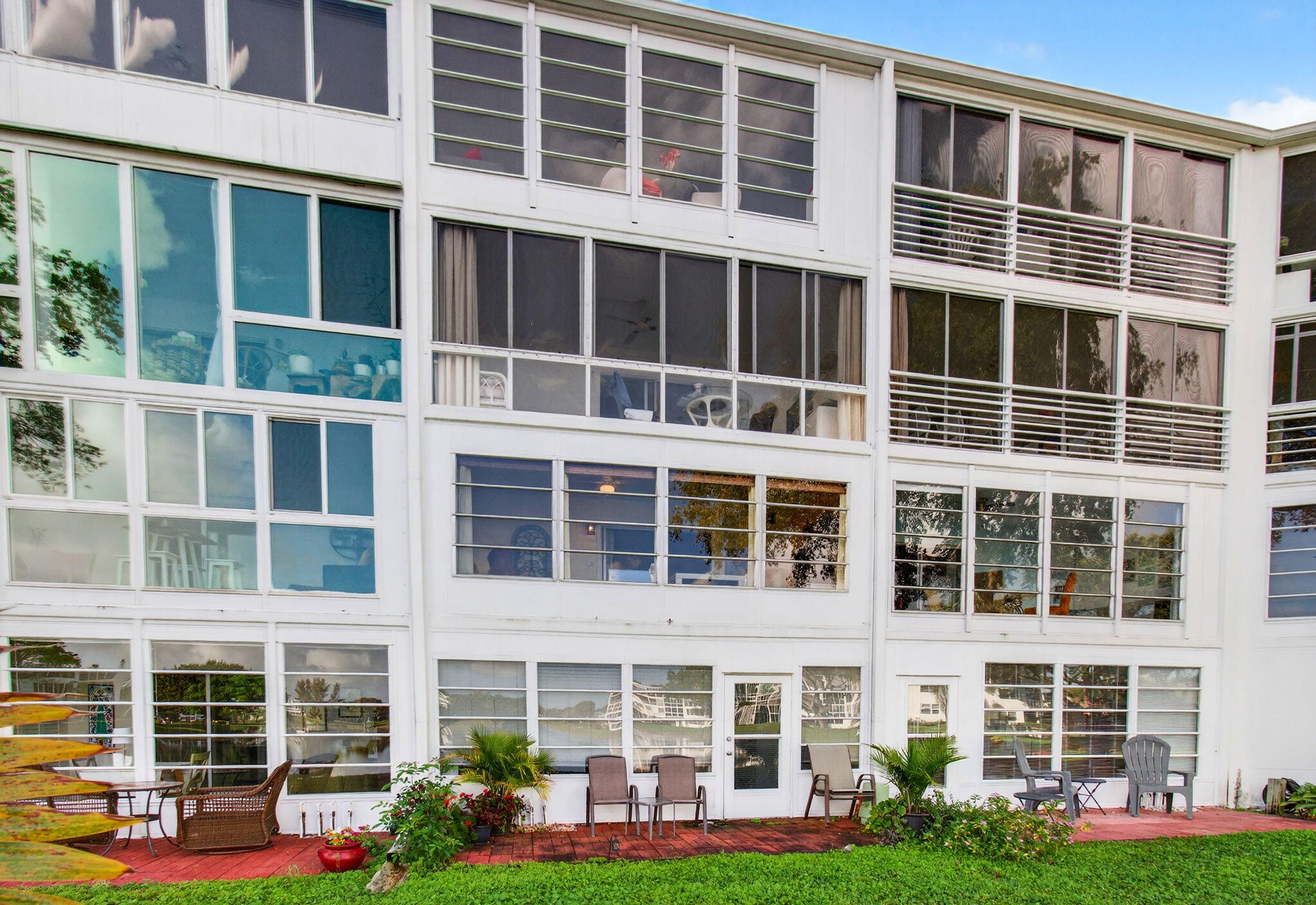 CAMBRIDGE D CONDO - Residential