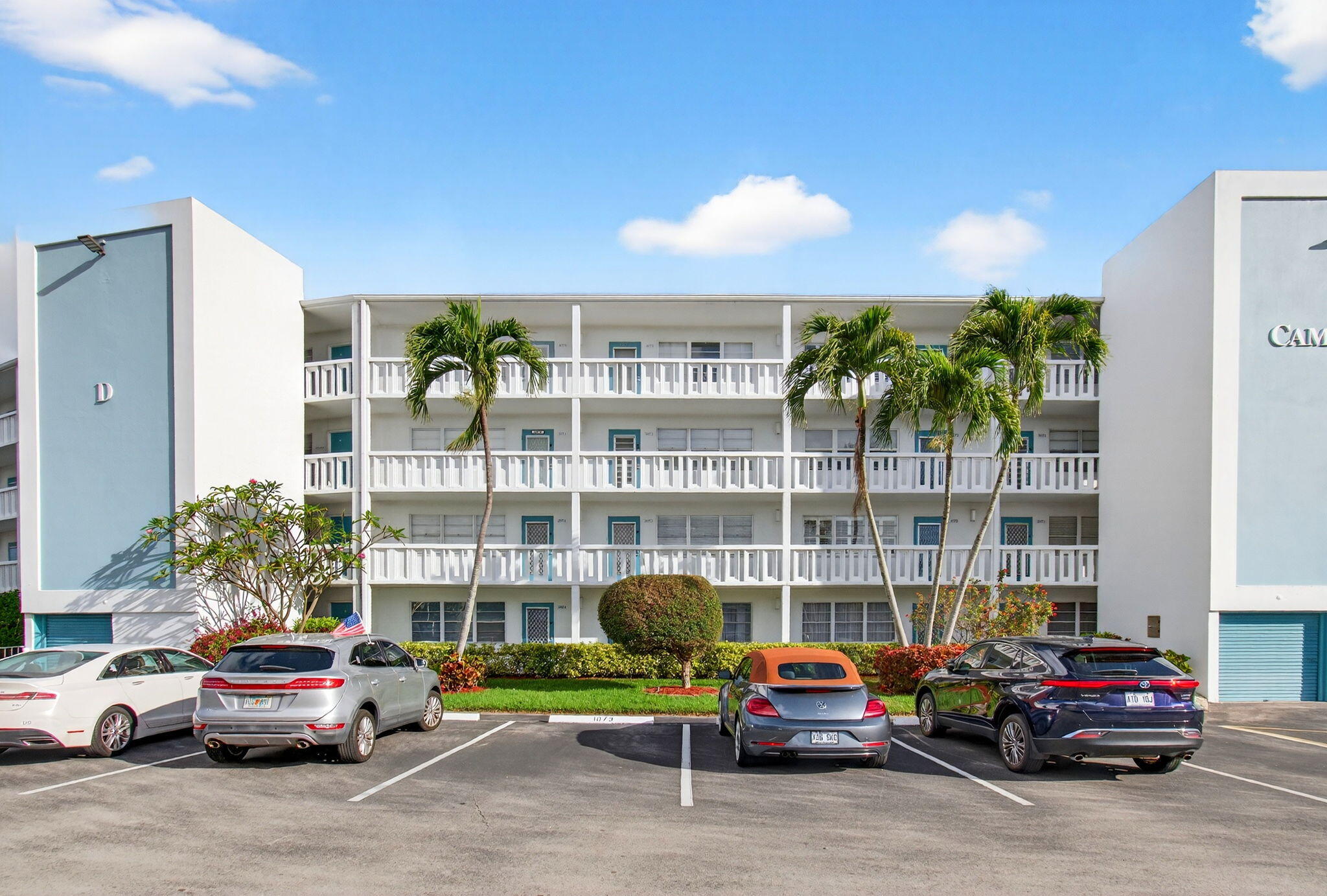 CAMBRIDGE D CONDO - Residential