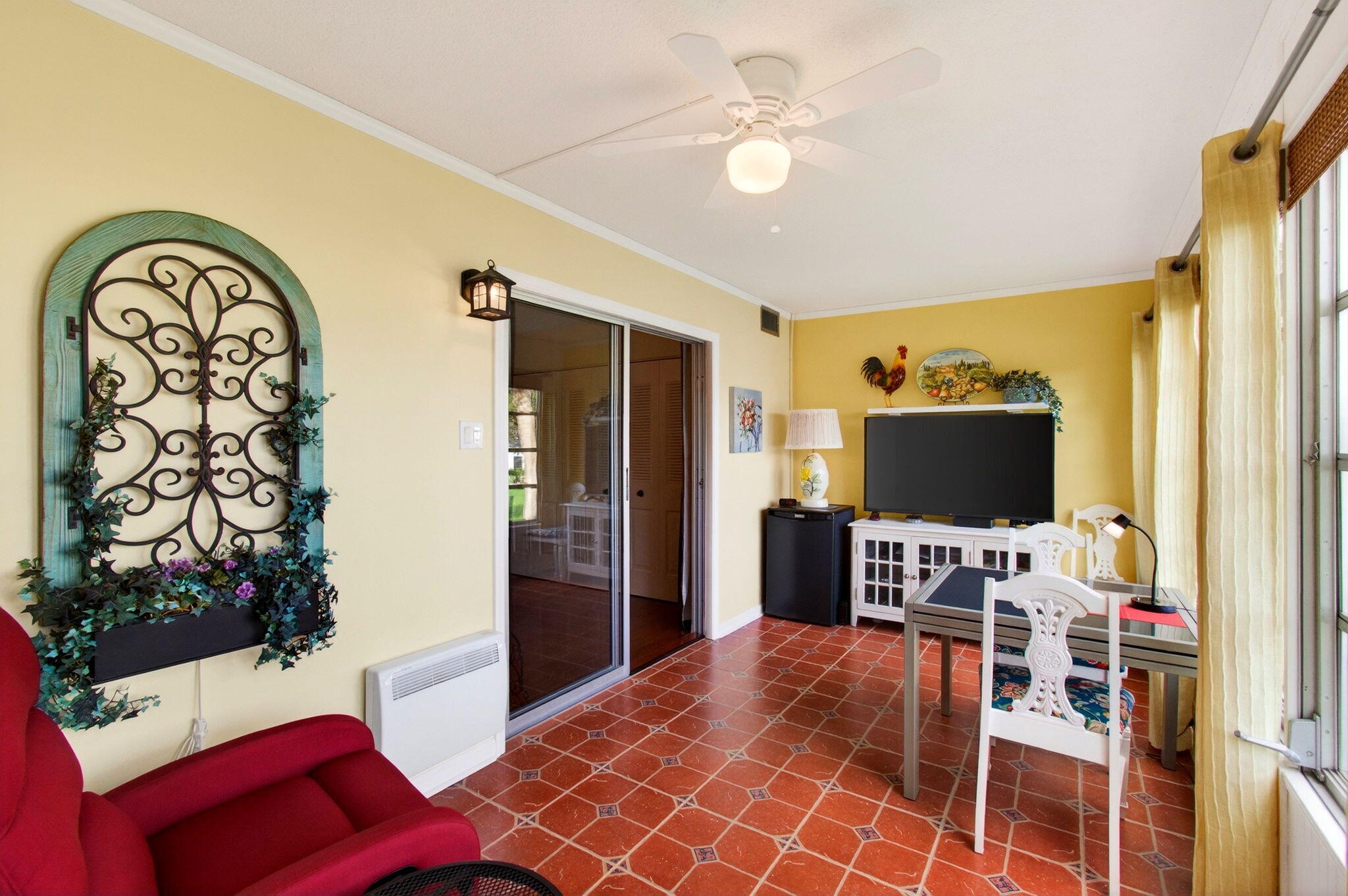 CAMBRIDGE D CONDO - Residential