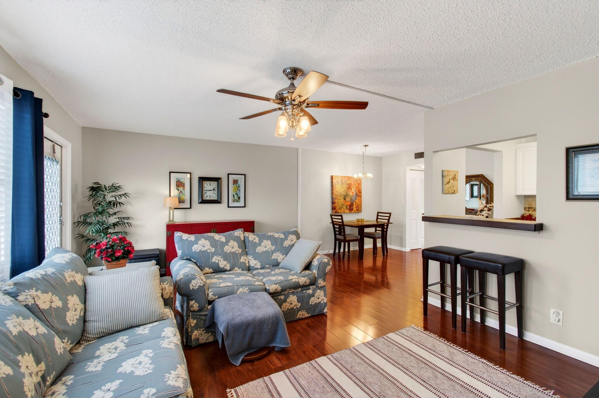 CAMBRIDGE D CONDO - Residential