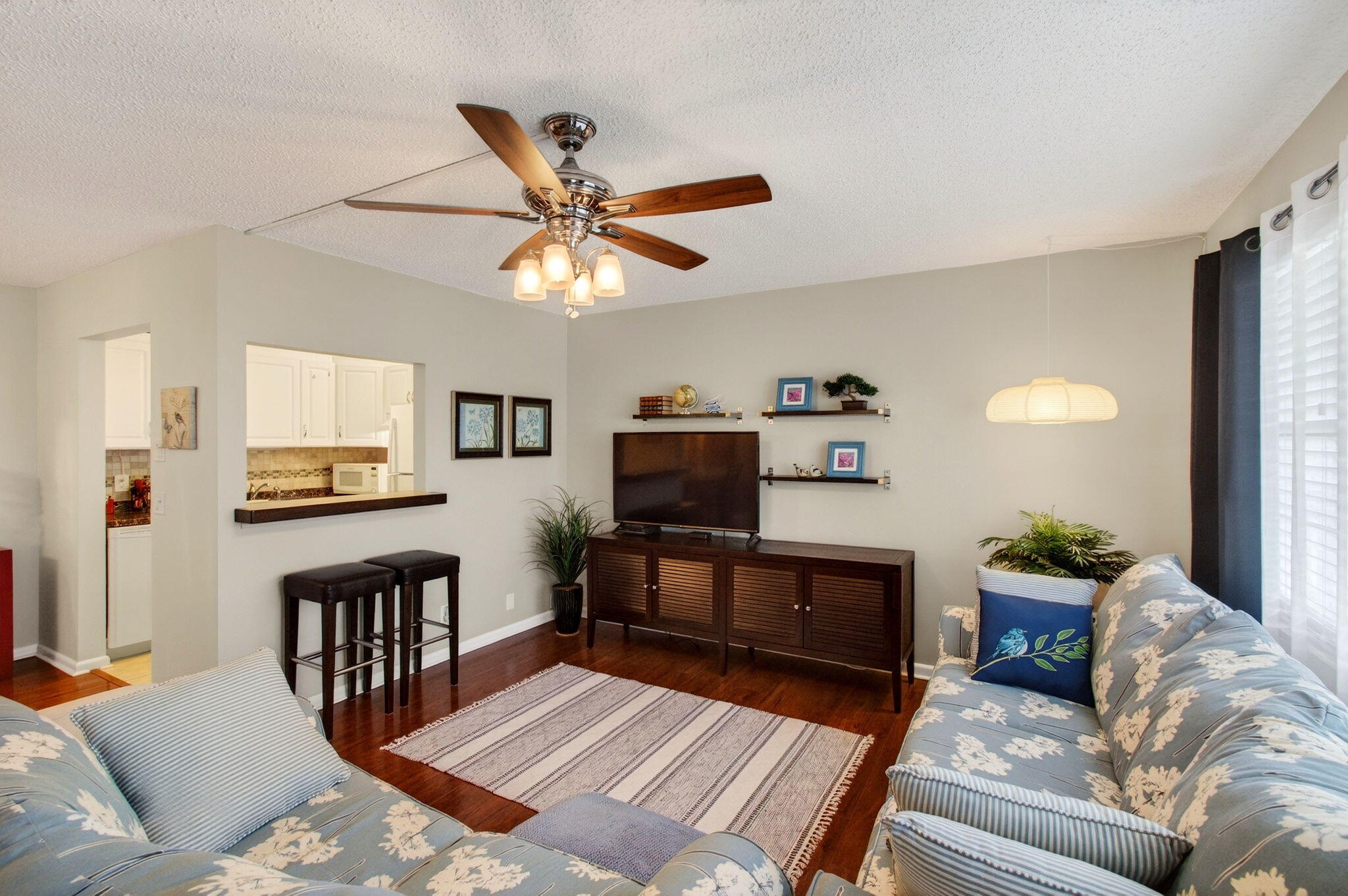 CAMBRIDGE D CONDO - Residential