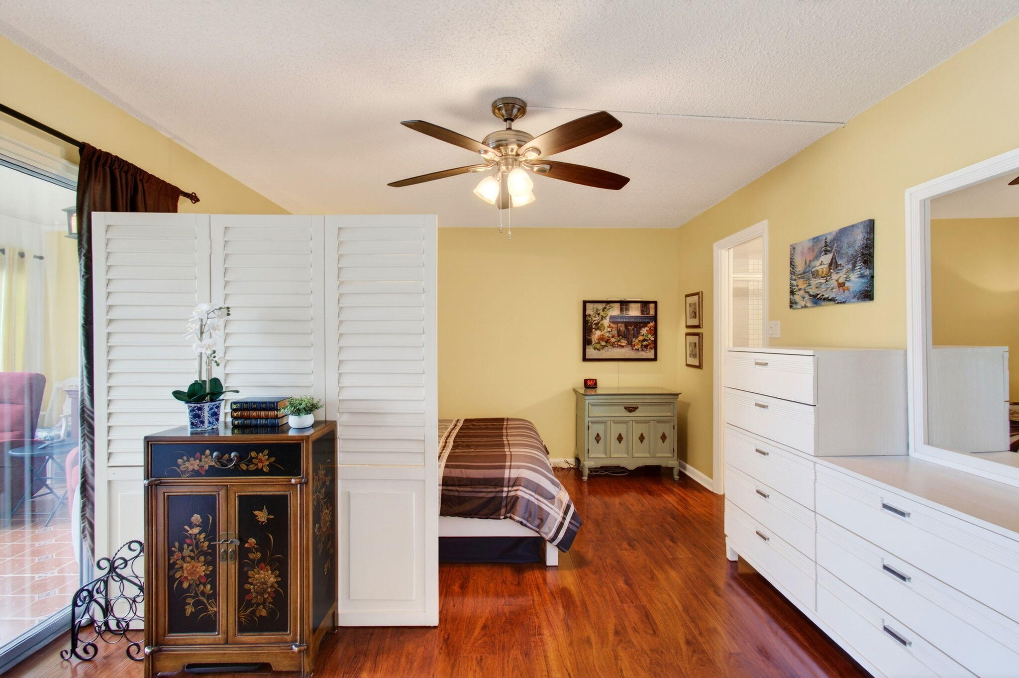 CAMBRIDGE D CONDO - Residential