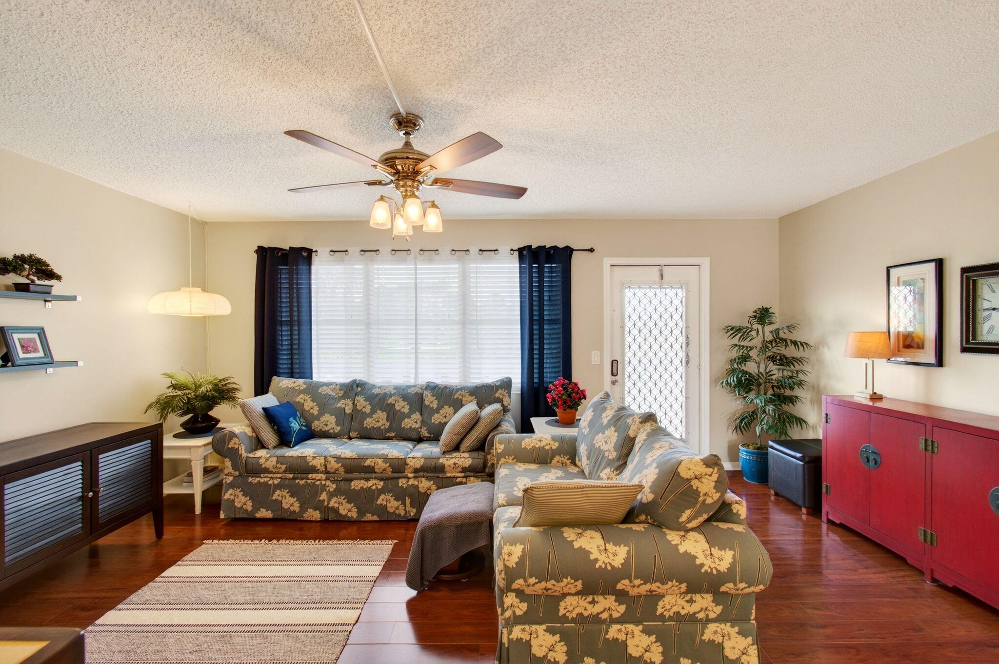 CAMBRIDGE D CONDO - Residential