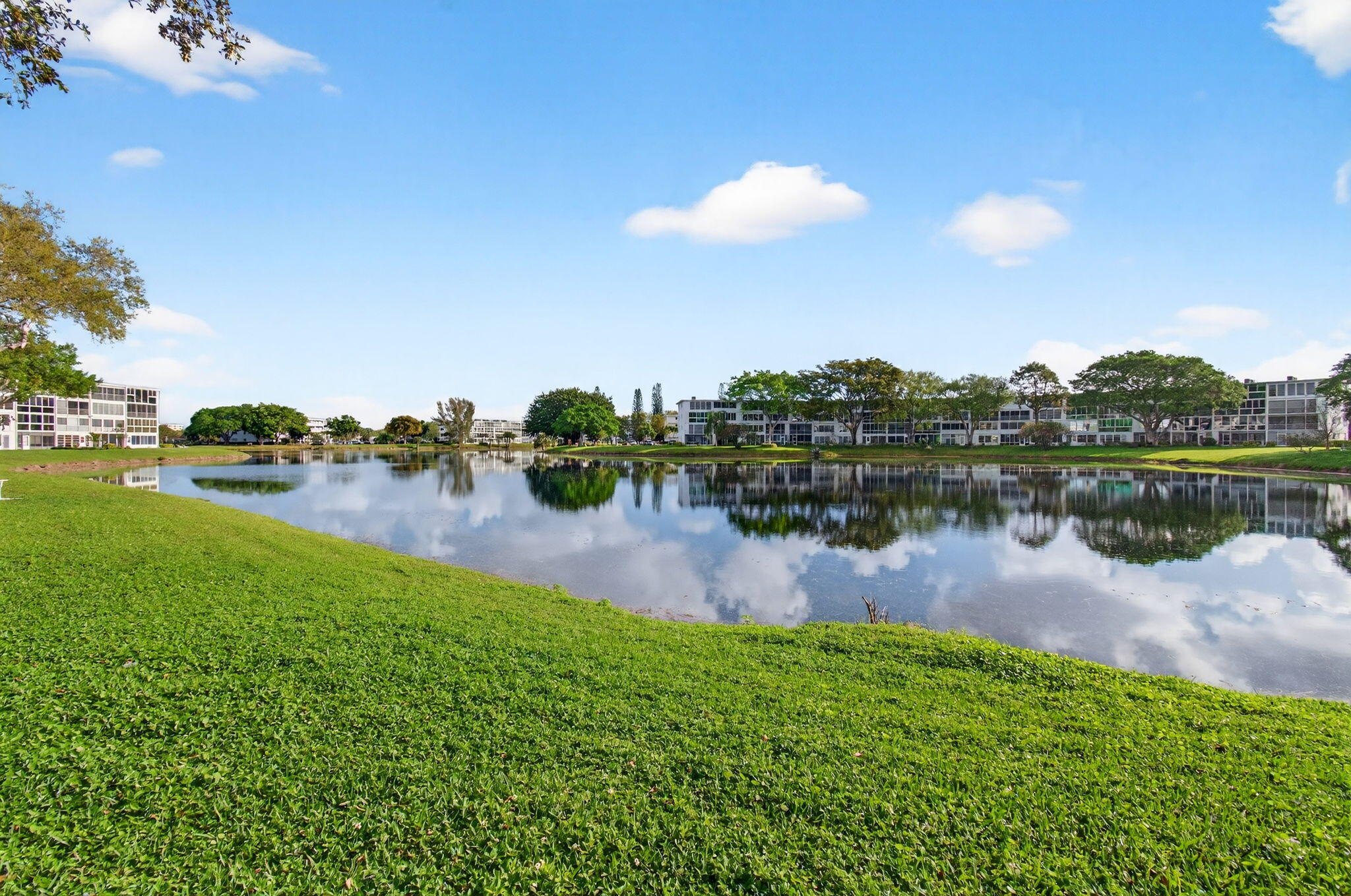 CAMBRIDGE D CONDO - Residential