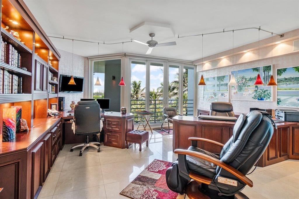 PRESIDENTIAL PLACE CONDO - Residential