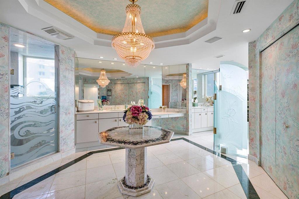 PRESIDENTIAL PLACE CONDO - Residential