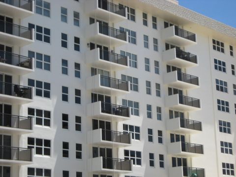 1147 Hillsboro Mile 1005 Hillsboro Beach FL 33062