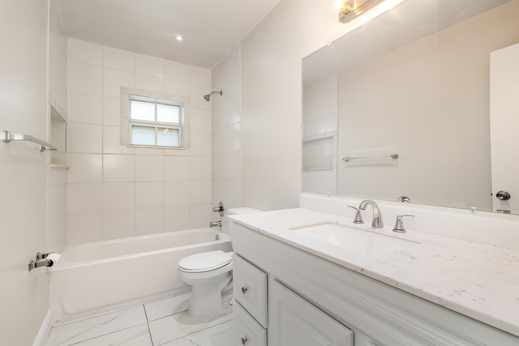 PORT ST LUCIE SECTION 8 - Residential