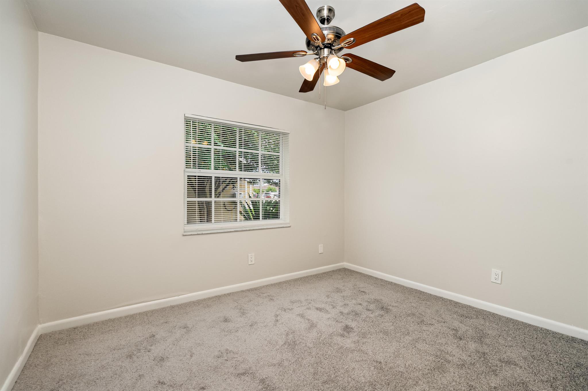 PORT ST LUCIE SECTION 8 - Residential