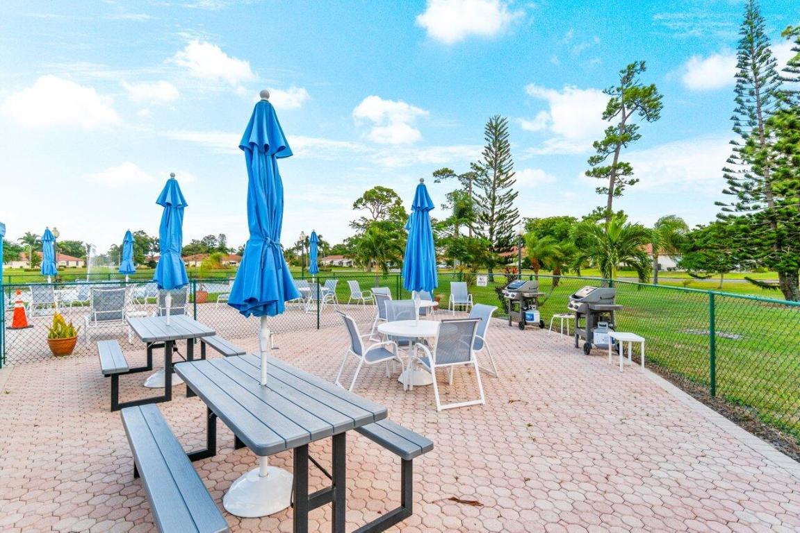 HIGH POINT OF DELRAY SEC 7 CONDO - Residential