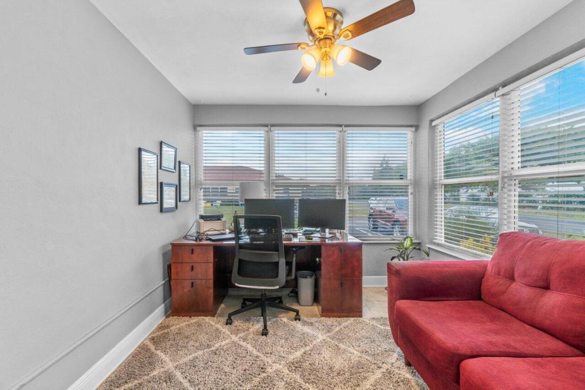 HIGH POINT OF DELRAY SEC 7 CONDO - Residential