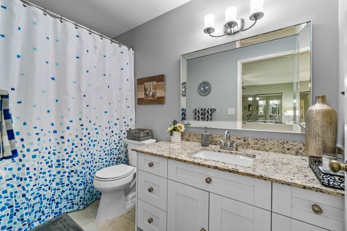 HIGH POINT OF DELRAY SEC 7 CONDO - Residential