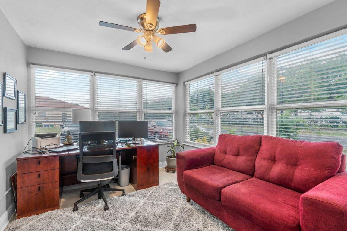 HIGH POINT OF DELRAY SEC 7 CONDO - Residential