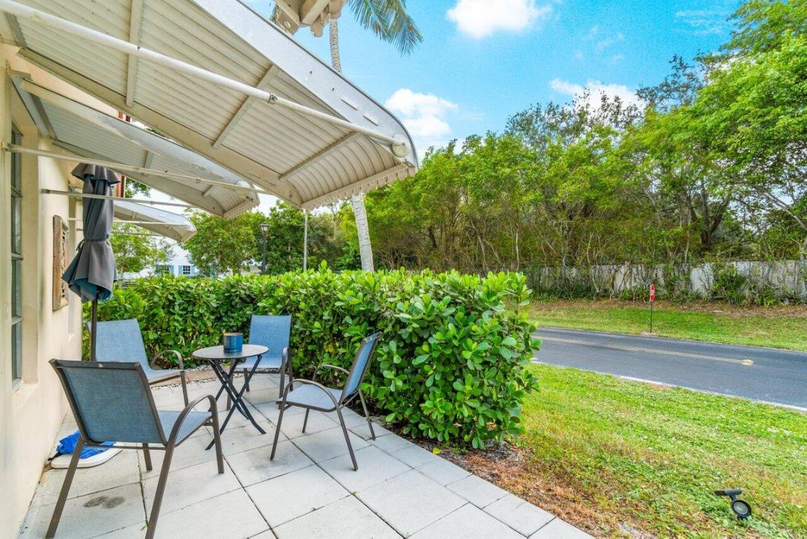 HIGH POINT OF DELRAY SEC 7 CONDO - Residential