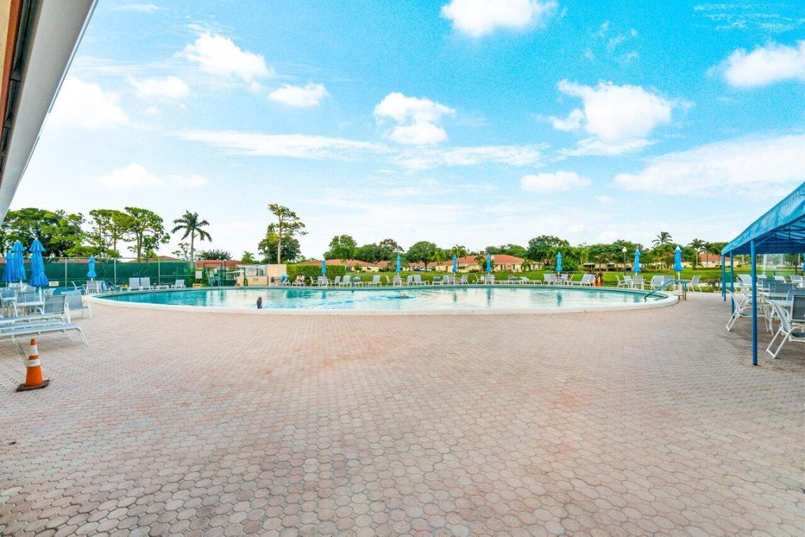 HIGH POINT OF DELRAY SEC 7 CONDO - Residential